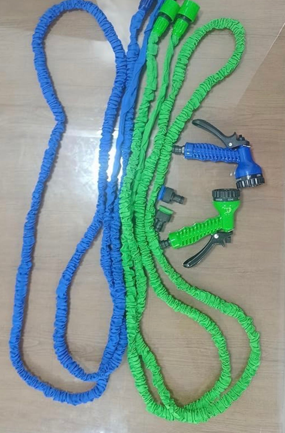 GENFRID Expandable Car Washing Pipe With Free Function Spray Nozzle, for House/Car/Floor/Yard Wash 7.5M 25ft (BLUE)