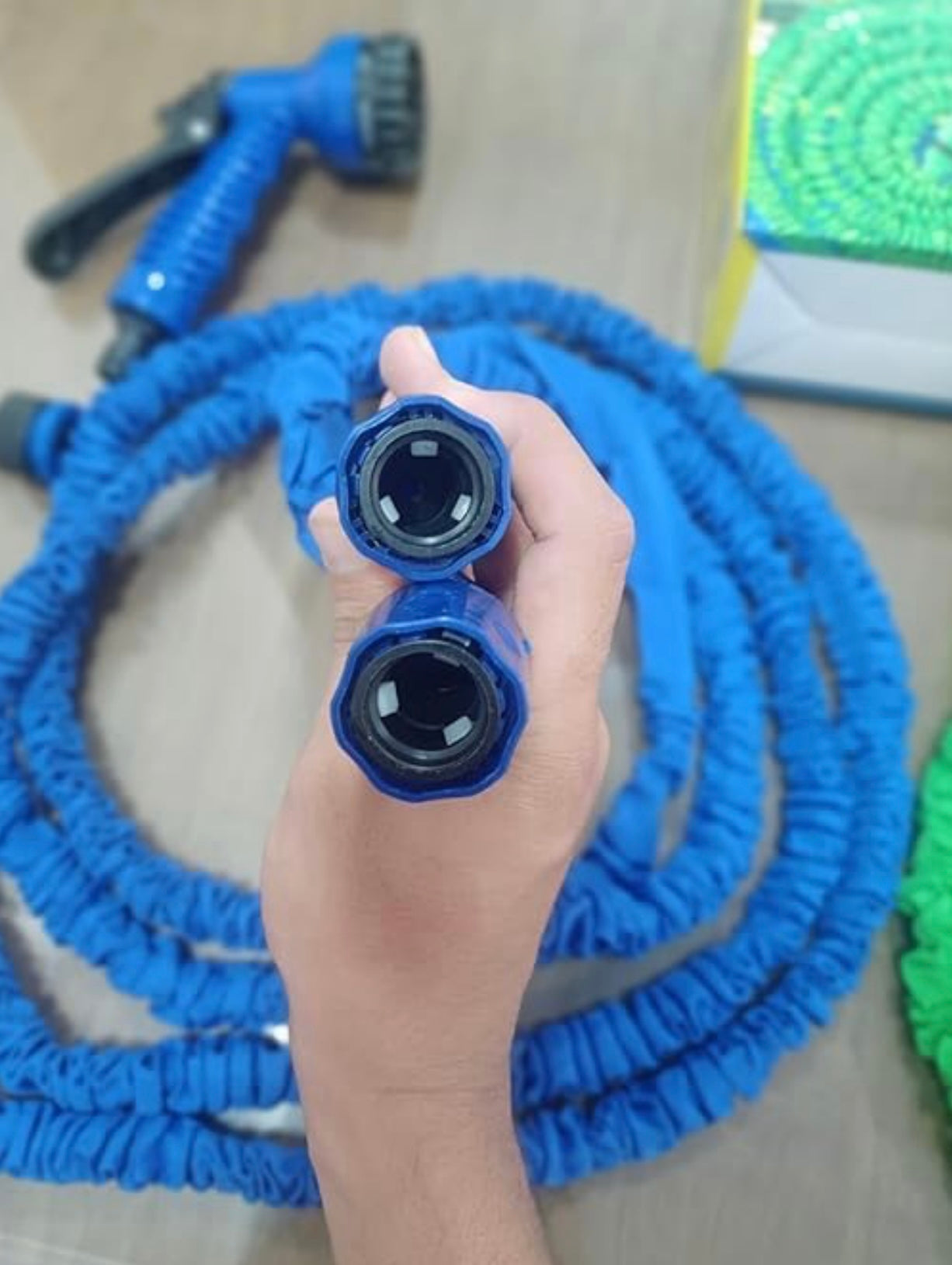 GENFRID Expandable Car Washing Pipe With Free Function Spray Nozzle, for House/Car/Floor/Yard Wash 7.5M 25ft (BLUE)