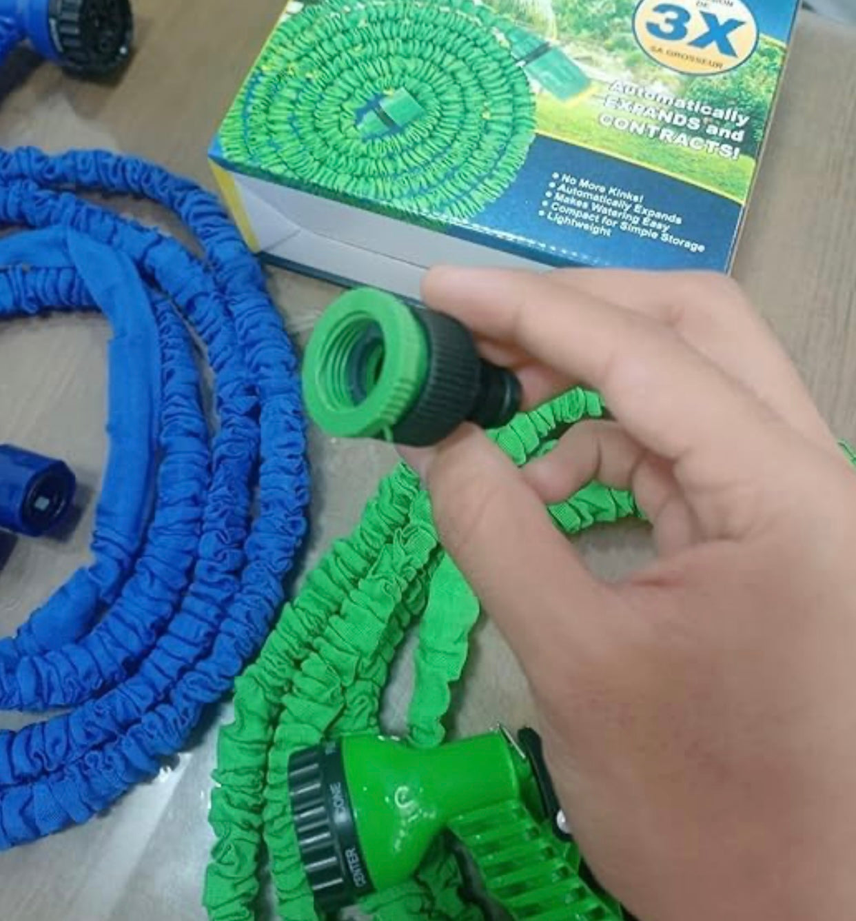 GENFRID Expandable Car Washing Pipe With Free Function Spray Nozzle, for House/Car/Floor/Yard Wash 7.5M 25ft (BLUE)